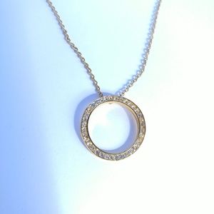 Circle pendant